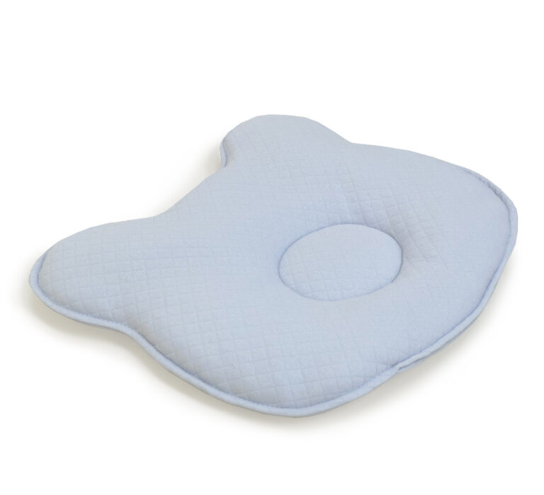 BBO plavi jastuk za bebe meda motiv 28x30 cm za krevetac za dečake