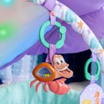KIDS II DISNEY BABY PODLOGA ZA IGRU - THE LITTLE MERMAID TWINKLE TROVE 12534 - Slika 4