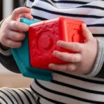 KIDS II BABY EINSTEIN AKTIVITI IGRACKA BRIDGE & LEARN MAGNETIC BLOCKS 12818 - Slika 9