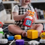 KIDS II BABY EINSTEIN AKTIVITI IGRACKA CLICK & CREATE MAGNETIC BLOCKS 13067 - Slika 2