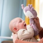 KIDS II INGENUITY PLISANA IGRACKA - NALLY™ 13166 0-36M - Slika 7