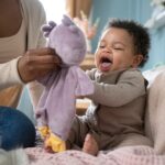 KIDS II INGENUITY PLISANA IGRACKA - NALLY™ 13166 0-36M - Slika 6