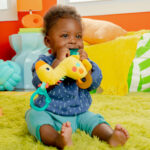 KIDS II BRIGHT STARTS ZVECKA/GLODALICA ZA BEBE - SAFARI ™ 0-36M - Slika 4